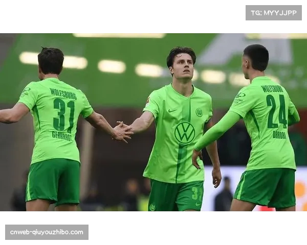 奥格斯堡与汉堡下轮对决 两队均为保级而战 奥格斯堡与汉堡下轮对决 两队均为保级而战